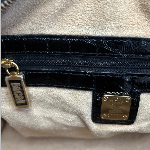 Vintage MCM Black Embossed Leather Tote - Picture 7 of 7